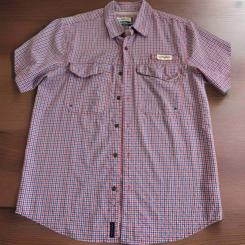 Magellan Outdoors Men Size Med -Red Blue Checkered Fish Gear Fit Button Up Shirt